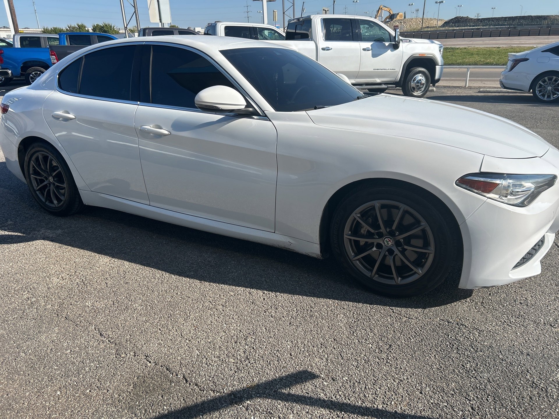 2020 Alfa Romeo Giulia Base photo 4