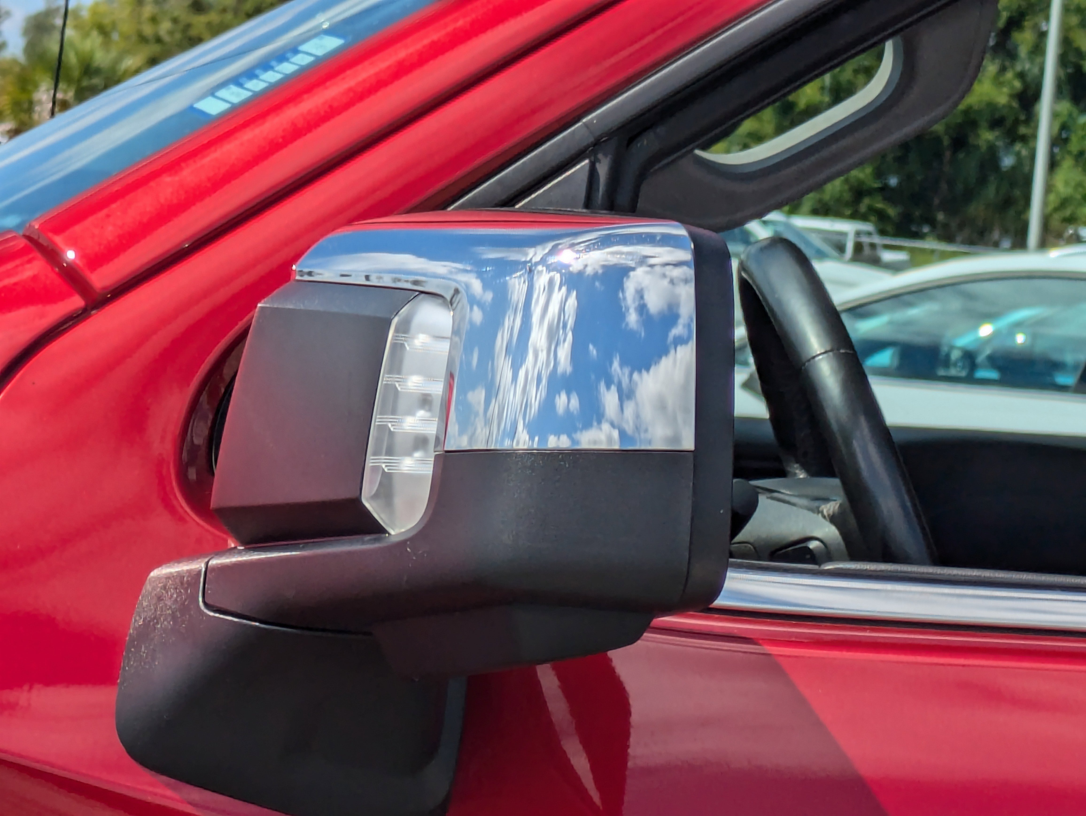 2021 Chevrolet Silverado 1500 LTZ photo 2