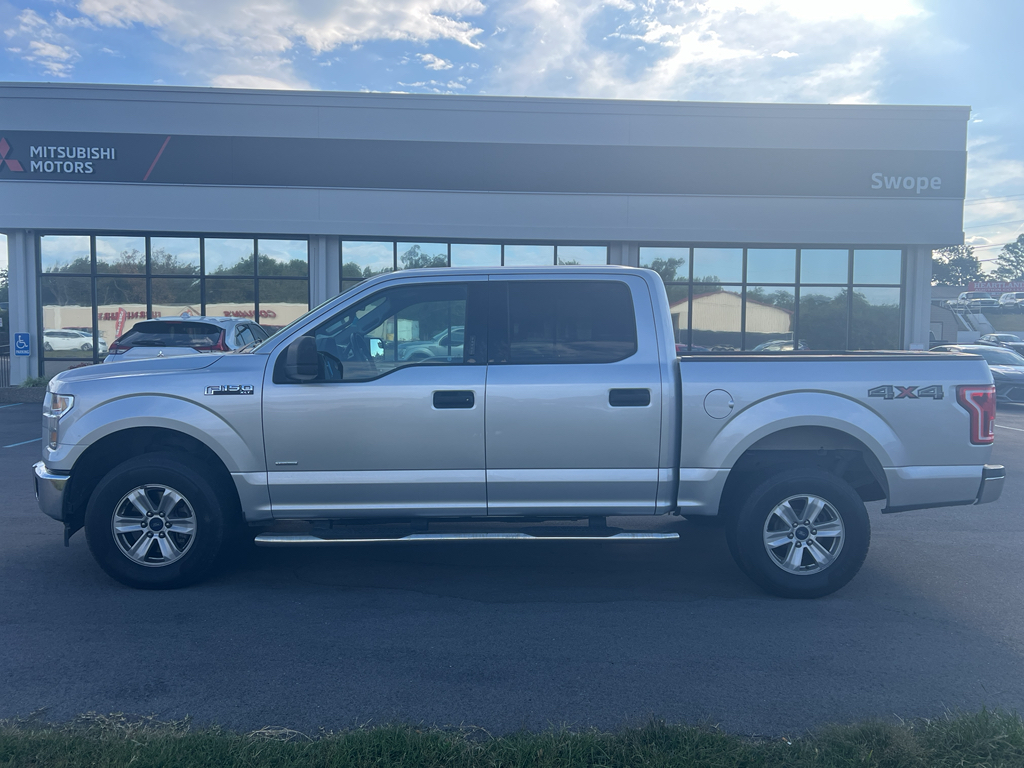 2017 Ford F-150 XLT photo 4