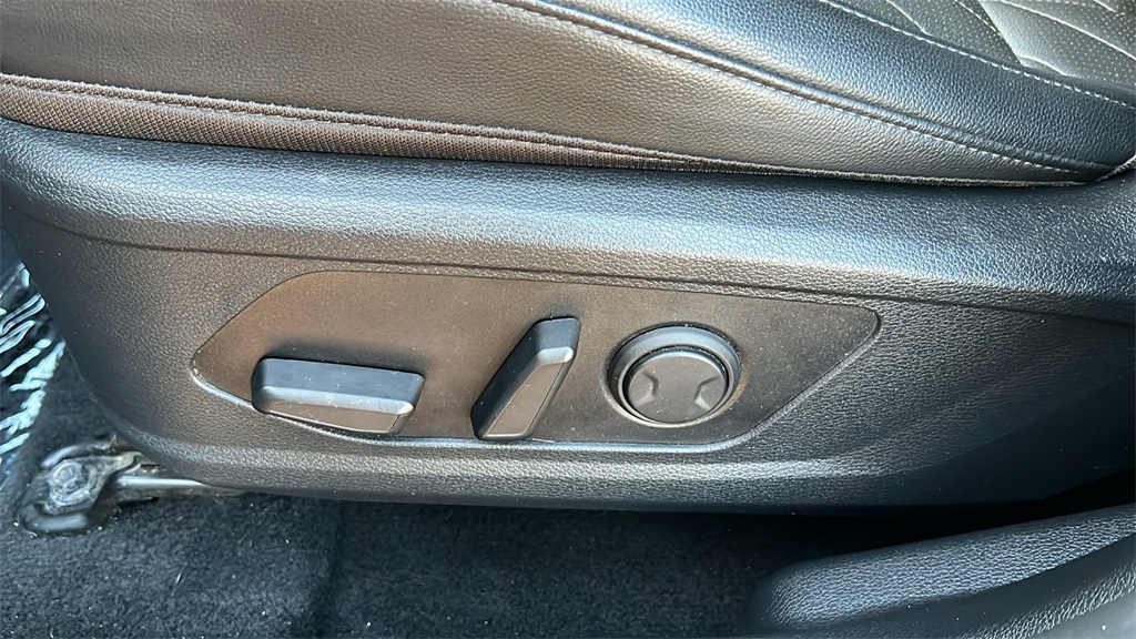 2023 Kia Sportage Plug-In Hybrid X-Line photo 11