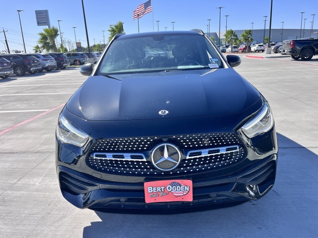2023 Mercedes Benz GLA 250 photo 2