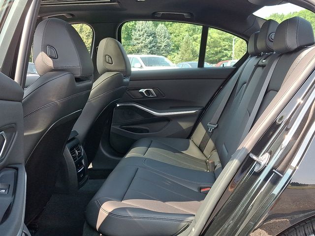 2025 Bmw 330i xDrive photo 10