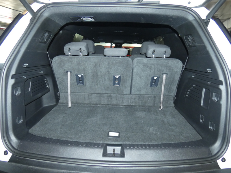 2025 Chevrolet Traverse 1LT photo 3