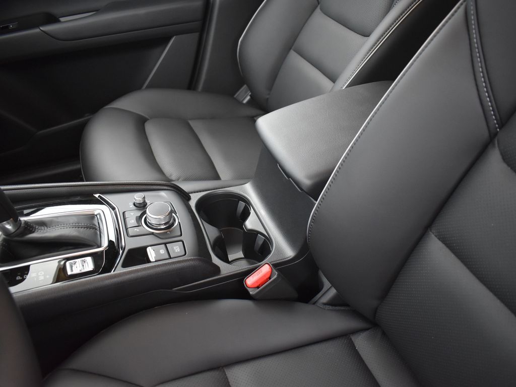 2025 Mazda CX-5 2.5 Select photo 11