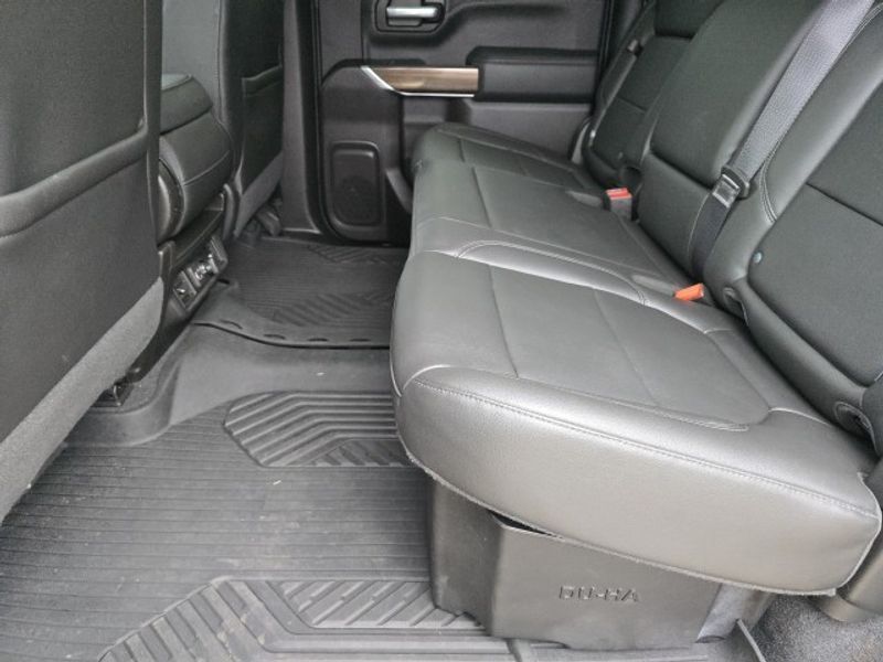 2020 Chevrolet Silverado 1500 LT photo 11