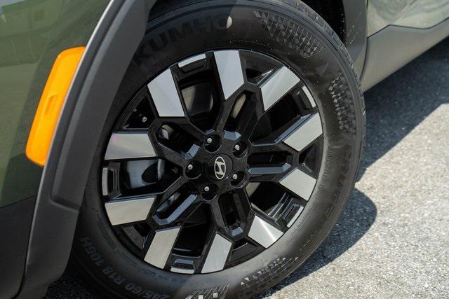 2026 Hyundai Santa Cruz SEL photo 2