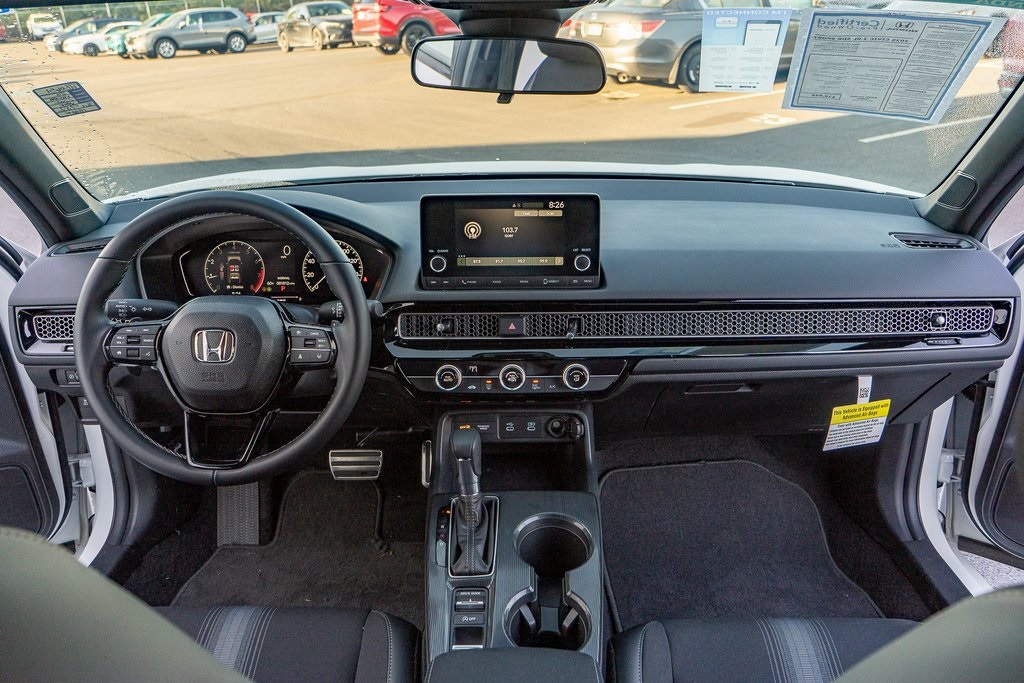 2025 Honda Civic Sport photo 17
