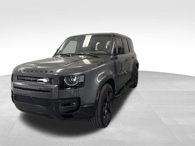 2025 Land Rover Defender X-Dynamic SE's photo