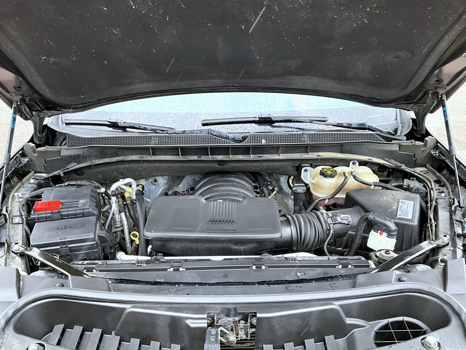 2021 Chevrolet Suburban LT photo 25