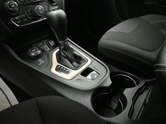 2016 JEEP CHEROKEE - Image 15