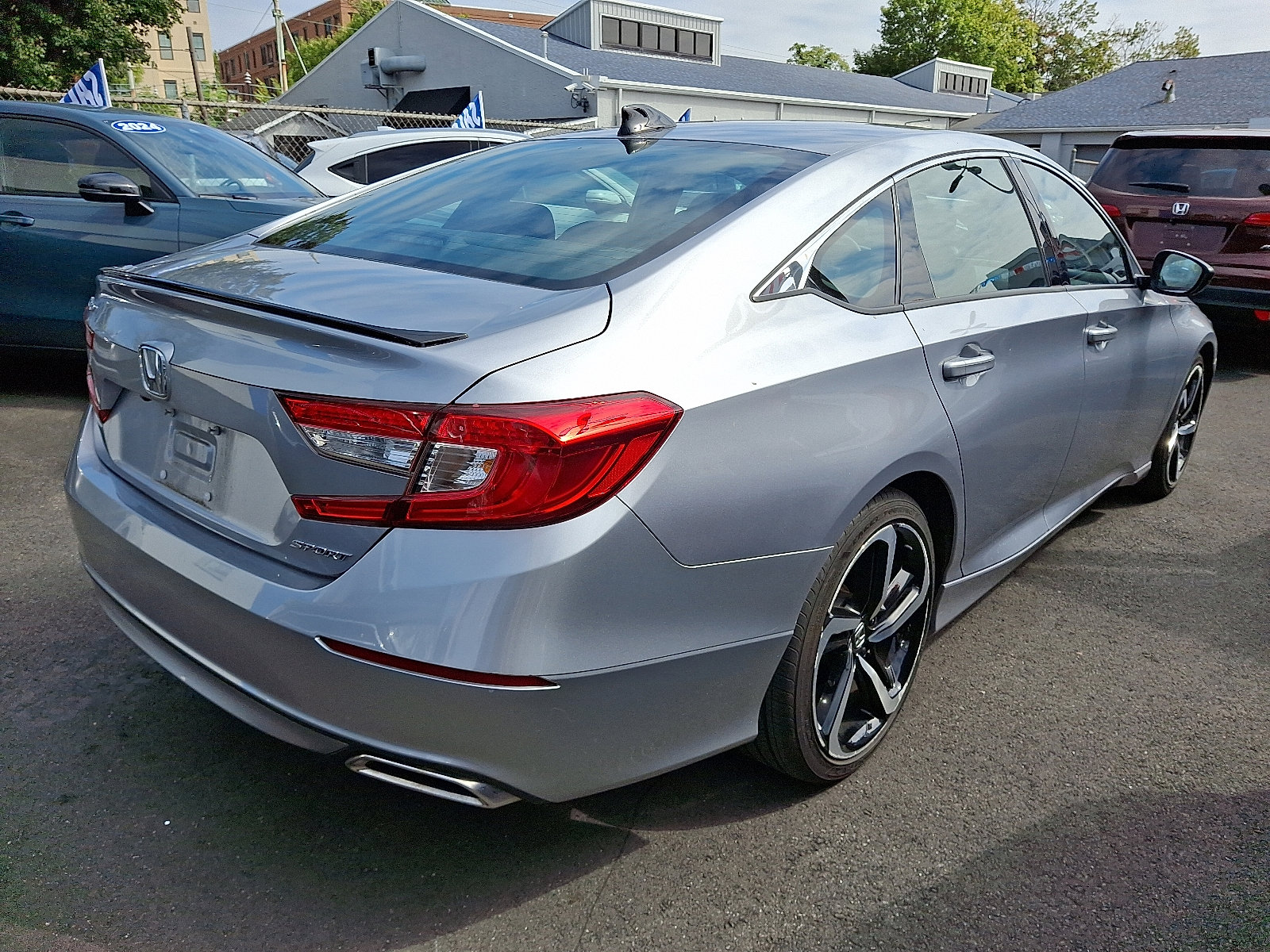 2022 Honda Accord Sport photo 4