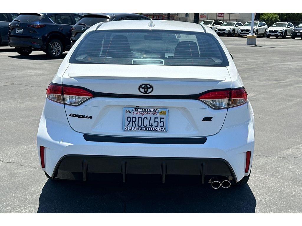 2025 Toyota Corolla SE photo 4