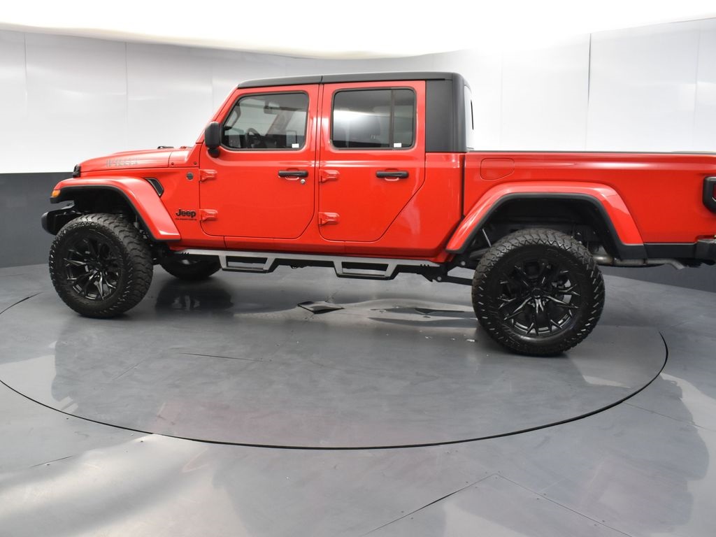 2023 Jeep Gladiator Willys photo 4