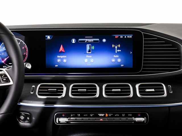2026 Mercedes Benz GLS 450 4MATIC photo 25