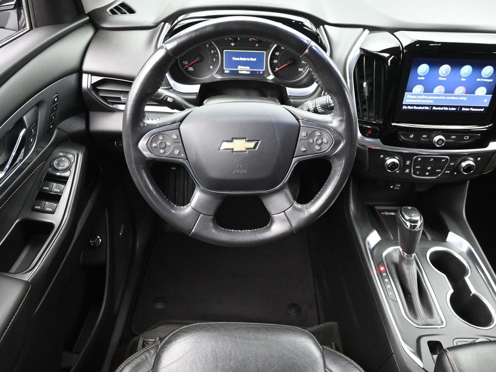 2020 Chevrolet Traverse Premier photo 11