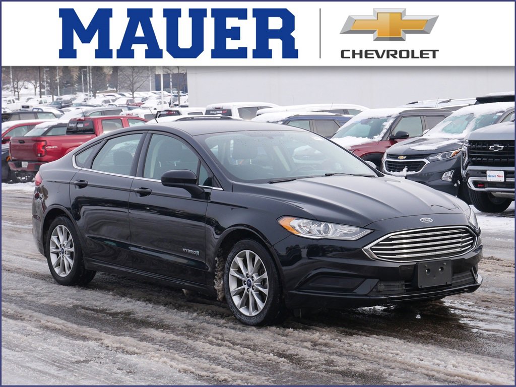 2017 Ford Fusion Hybrid SE