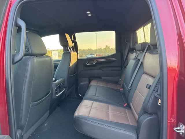 2023 Chevrolet Silverado 1500 High Country photo 6