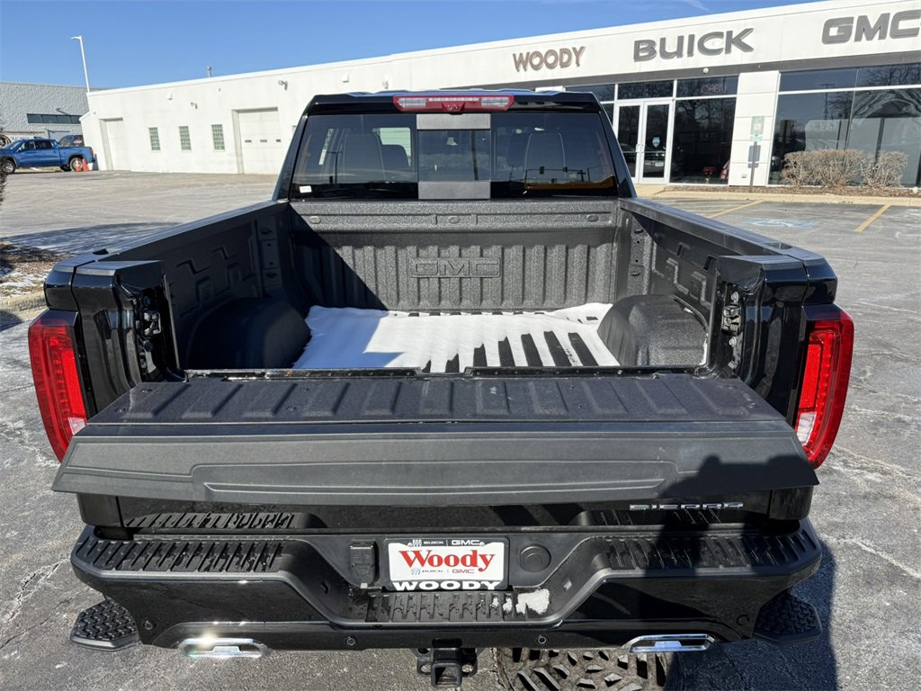 2025 GMC SIERRA - Image 33