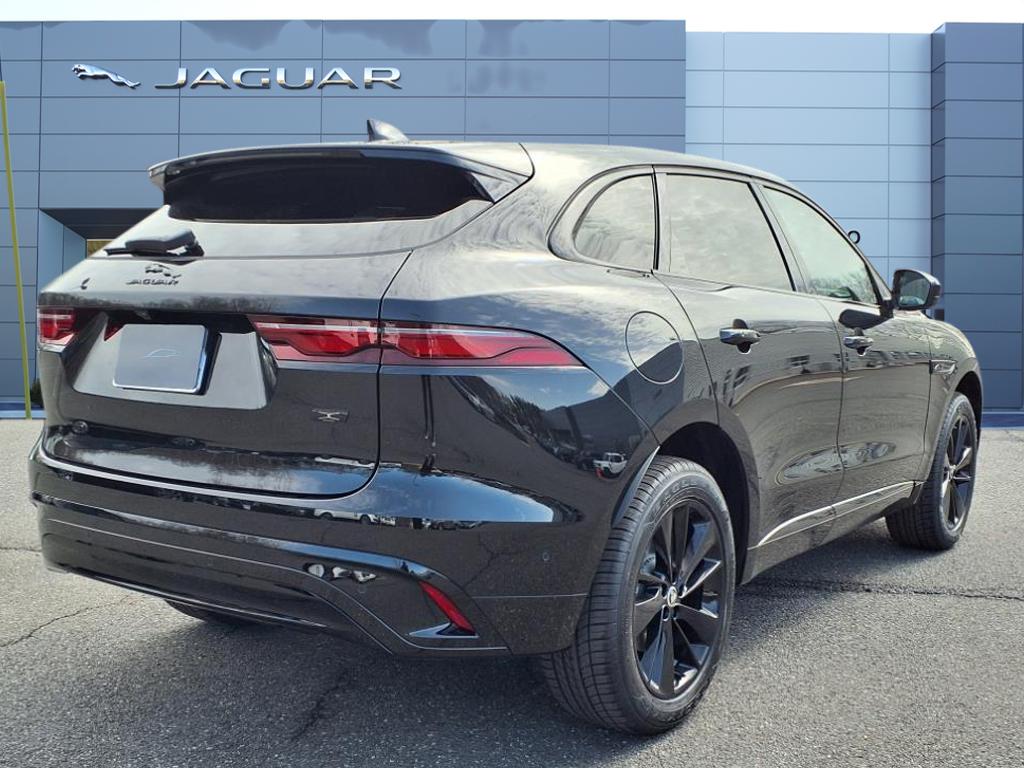 2026 Jaguar F-PACE P250 R-Dynamic S photo 2