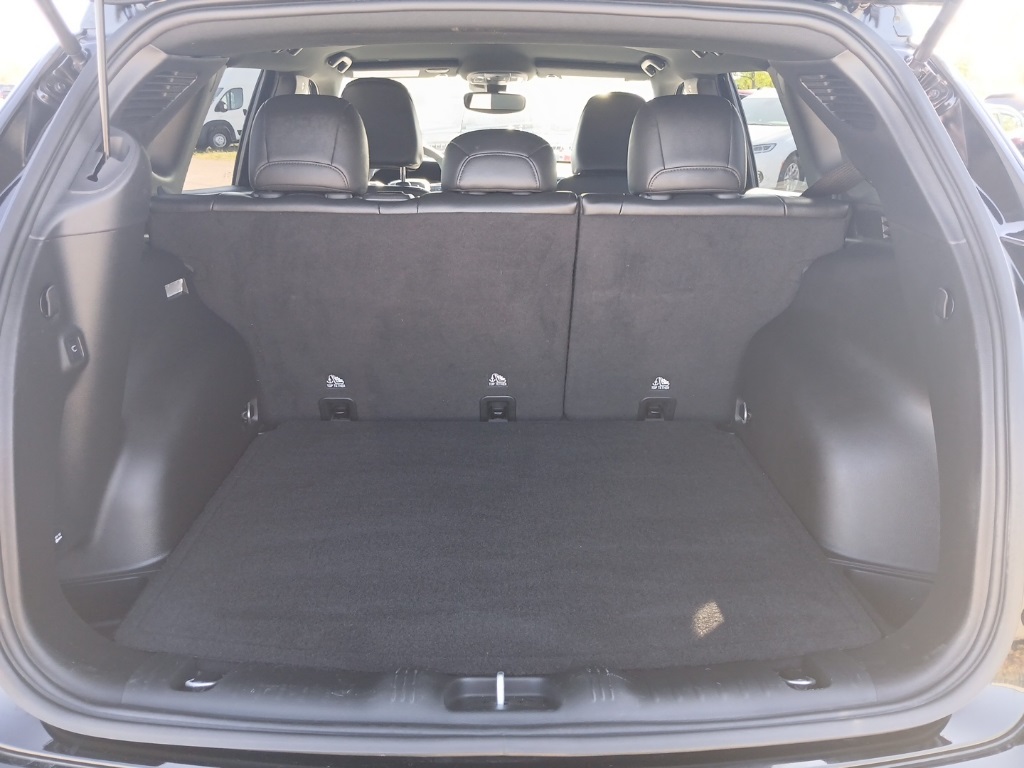 2023 Jeep Compass North Edition Latitude photo 18