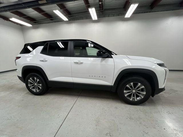 2026 Chevrolet Equinox LT photo 8