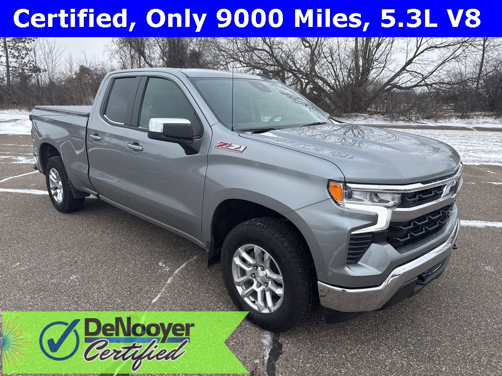 2024 Chevrolet Silverado 1500 LT's photo