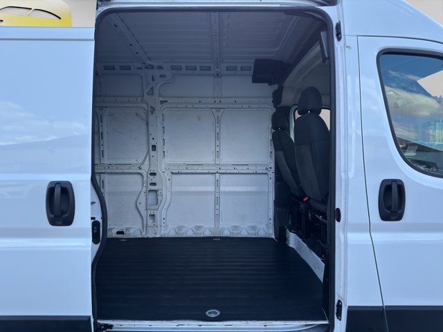 2023 Ram ProMaster 2500 photo 9