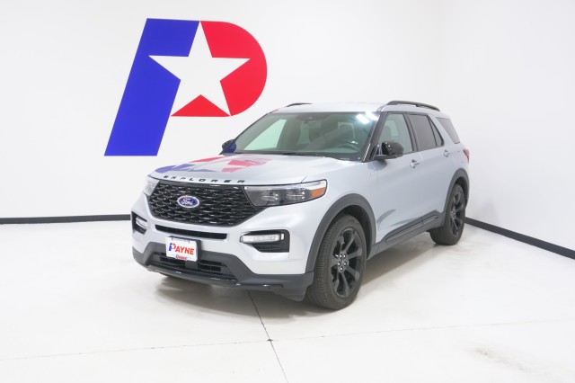 2023 Ford Explorer ST-LINE's photo