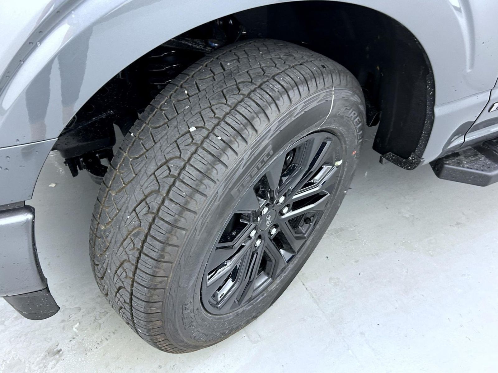 2025 Ford F-150 XLT photo 22