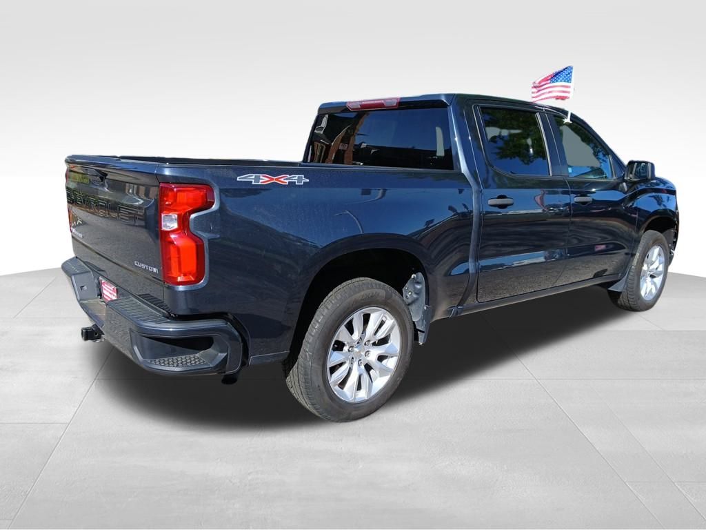 2021 Chevrolet Silverado 1500 Custom photo 5