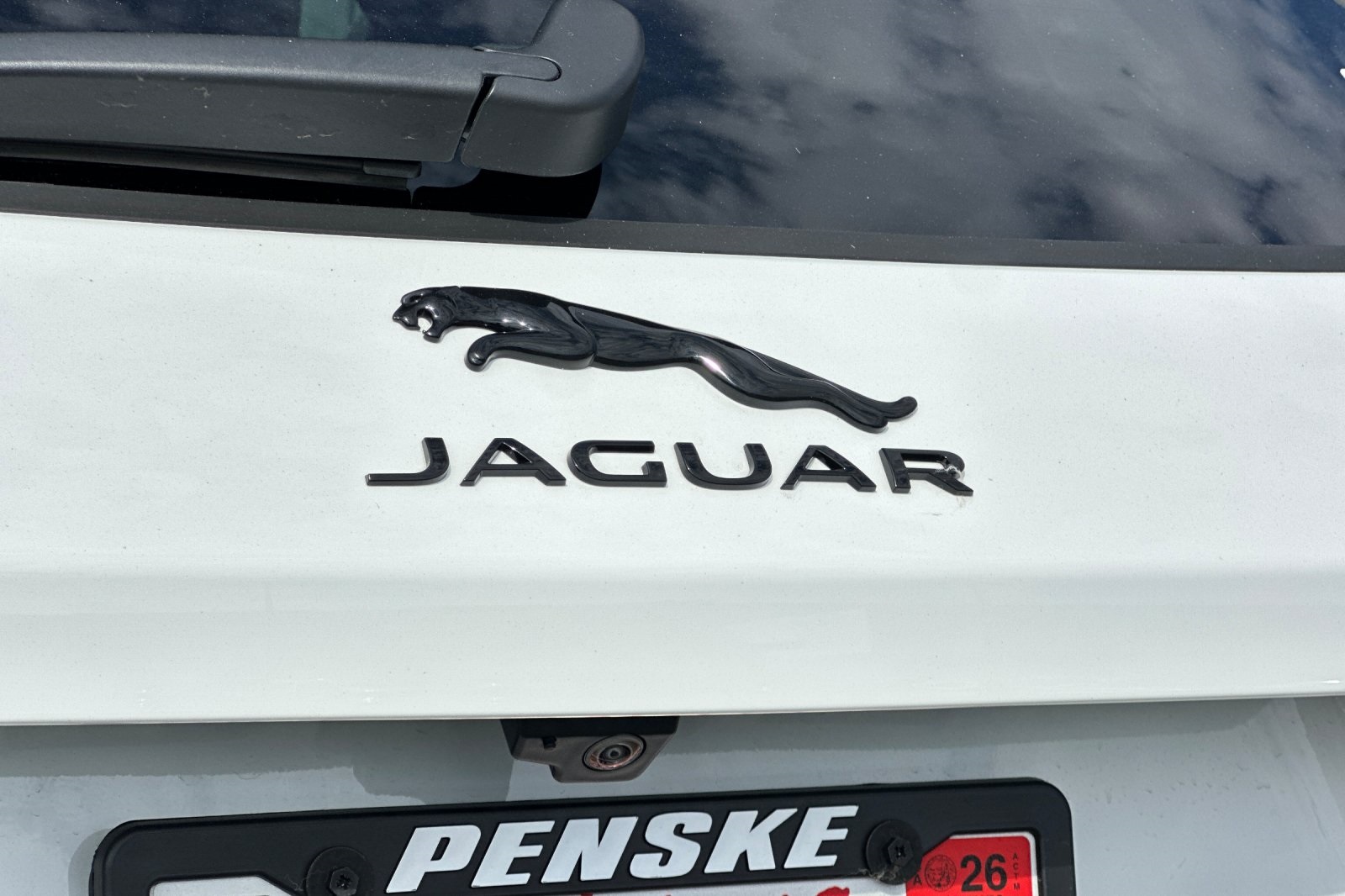 2025 Jaguar F-PACE P400 R-Dynamic S photo 32