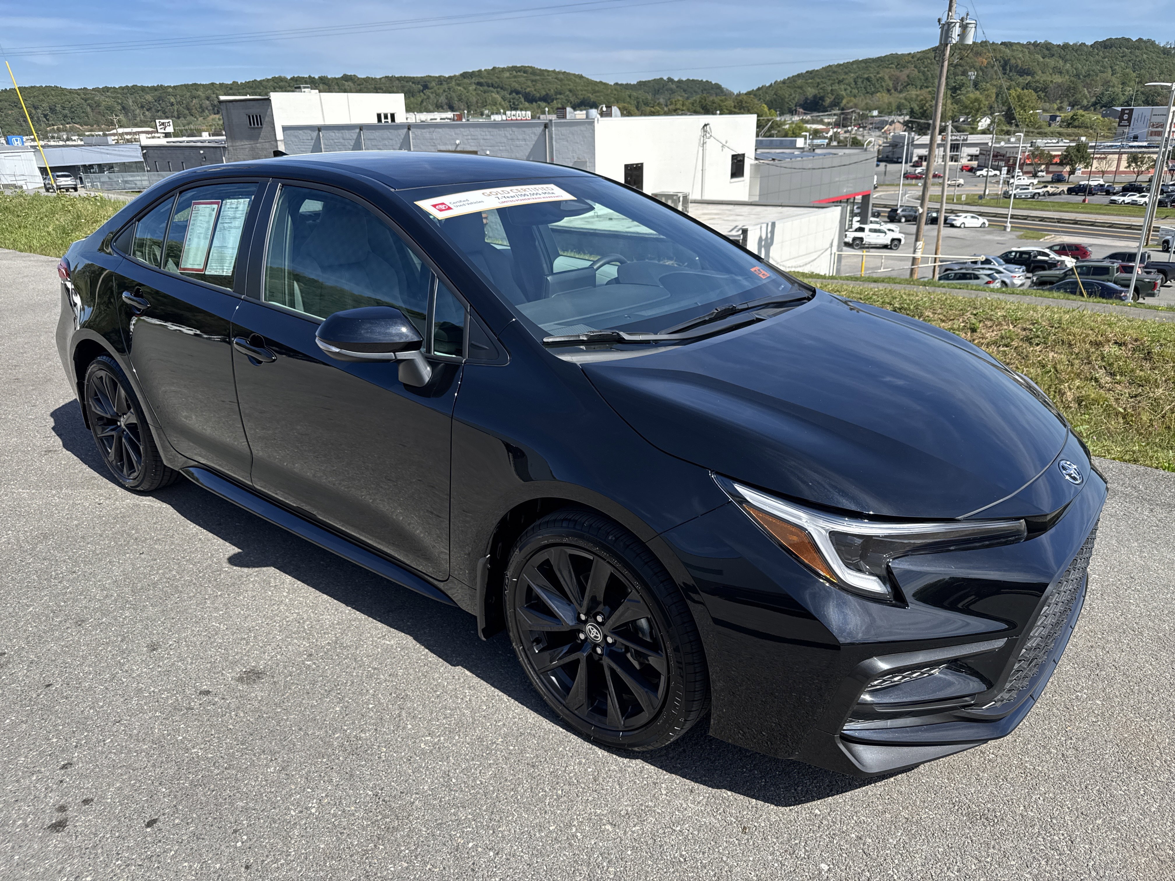 2025 Toyota Corolla SE