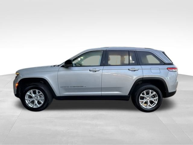 2023 Jeep Grand Cherokee Limited photo 3