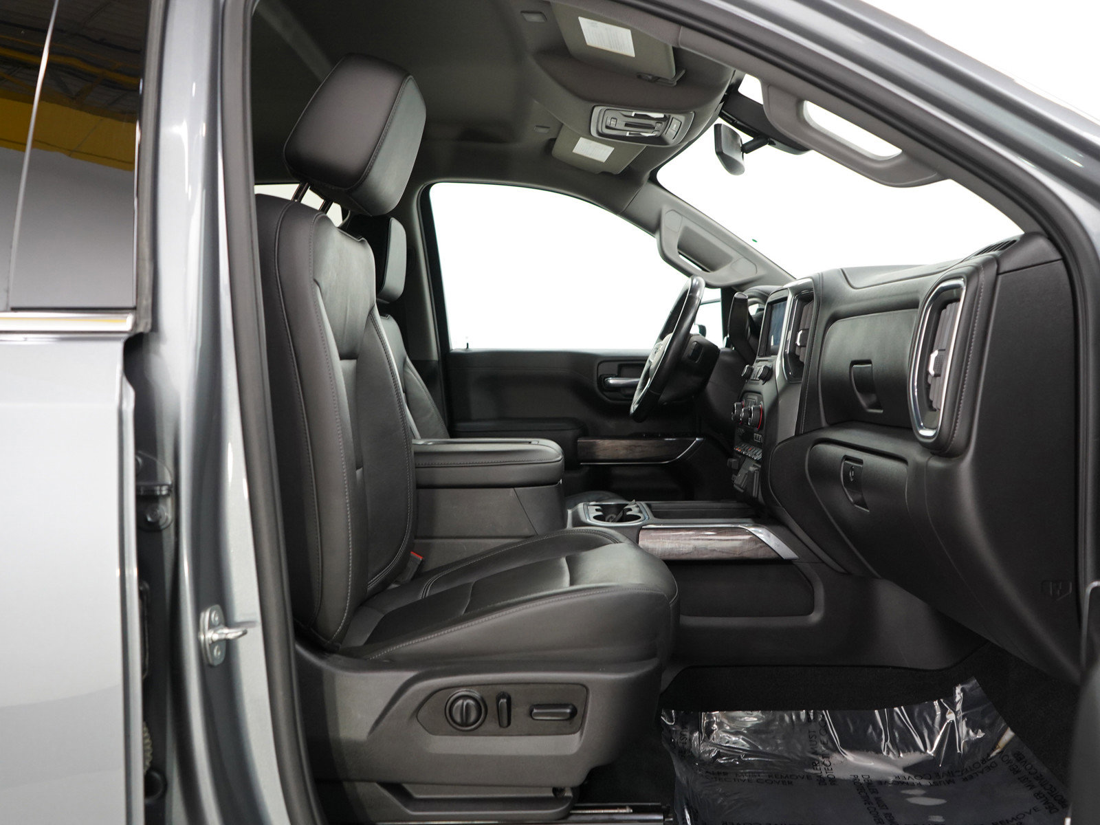 2020 Chevrolet Silverado 1500 LTZ photo 10