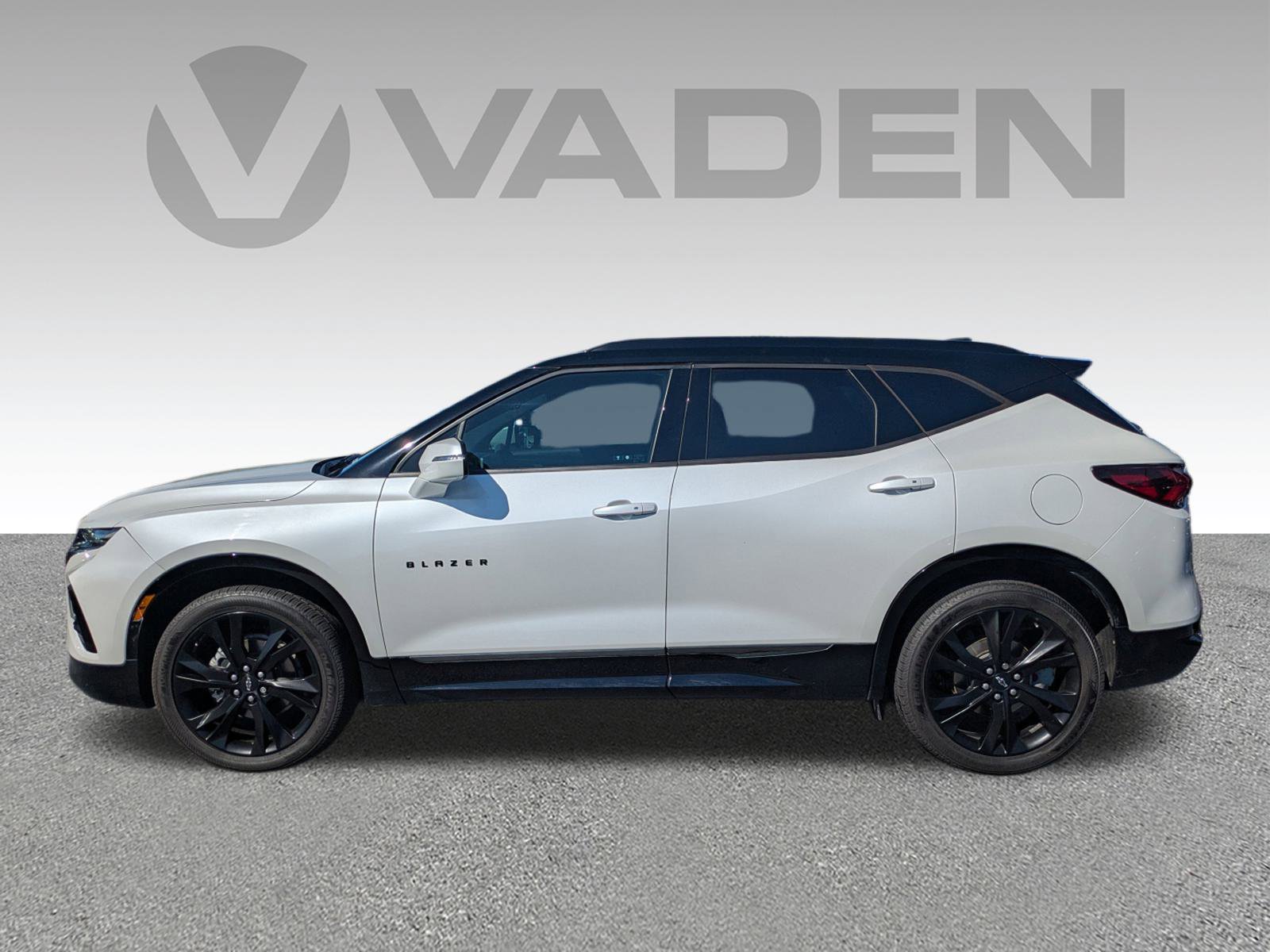 2022 Chevrolet Blazer RS photo 3