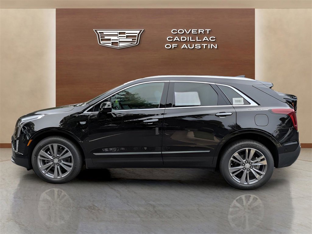 2025 Cadillac XT5 Premium Luxury photo 3