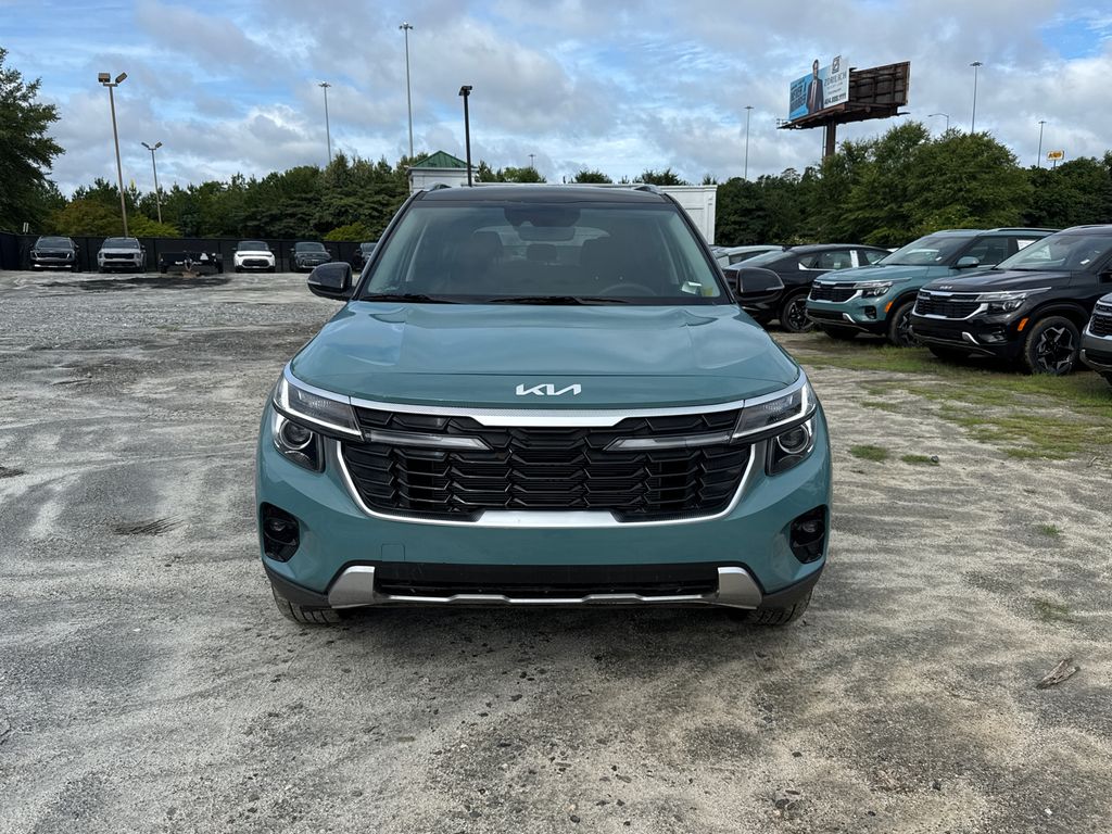 2025 Kia Seltos S photo 8