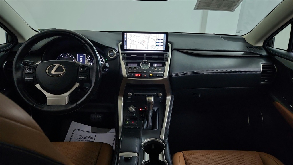 2018 Lexus NX 300 Luxury photo 16