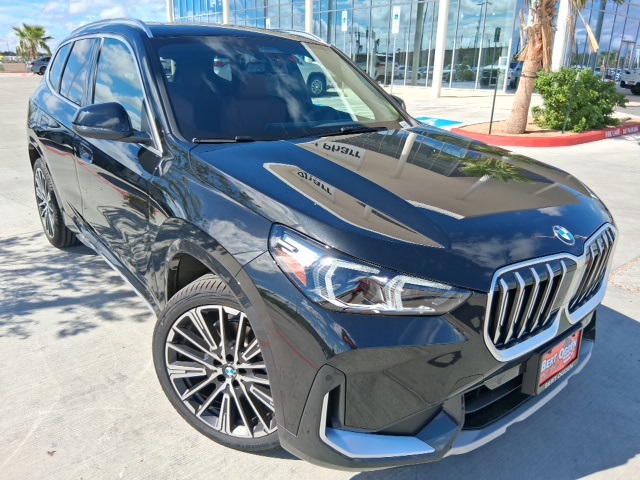 2026 BMW X1 28i's photo