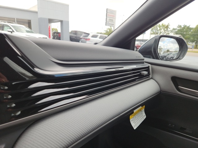 2026 Toyota Camry SE photo 32