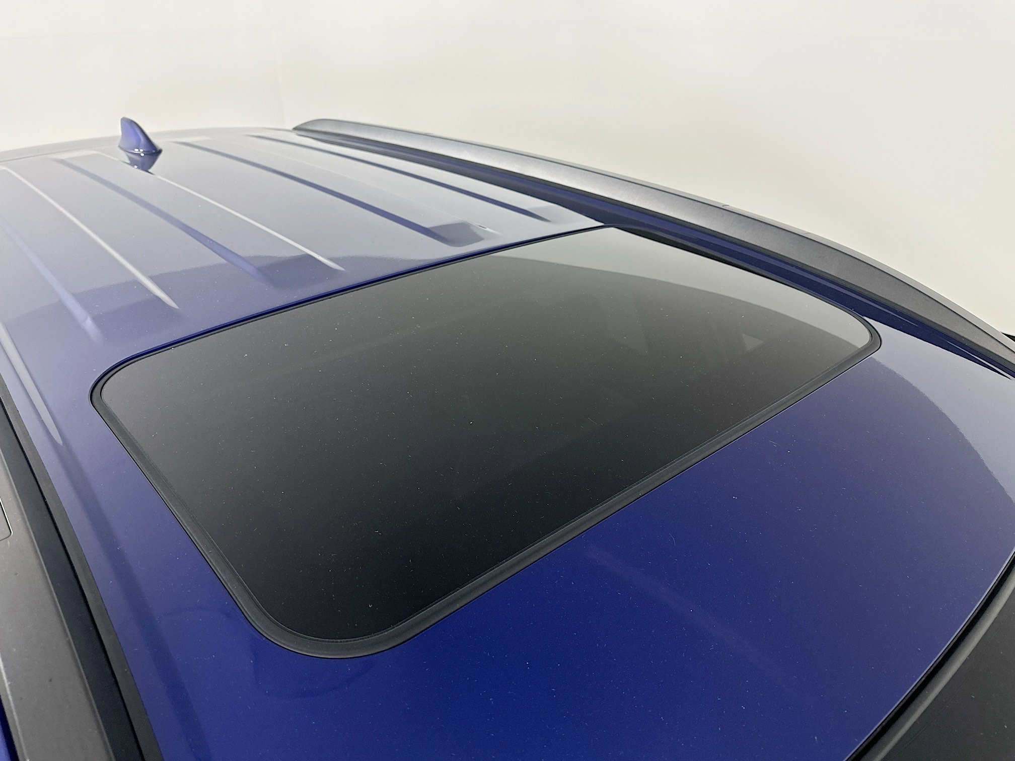 2022 Toyota Corolla Cross XLE photo 13