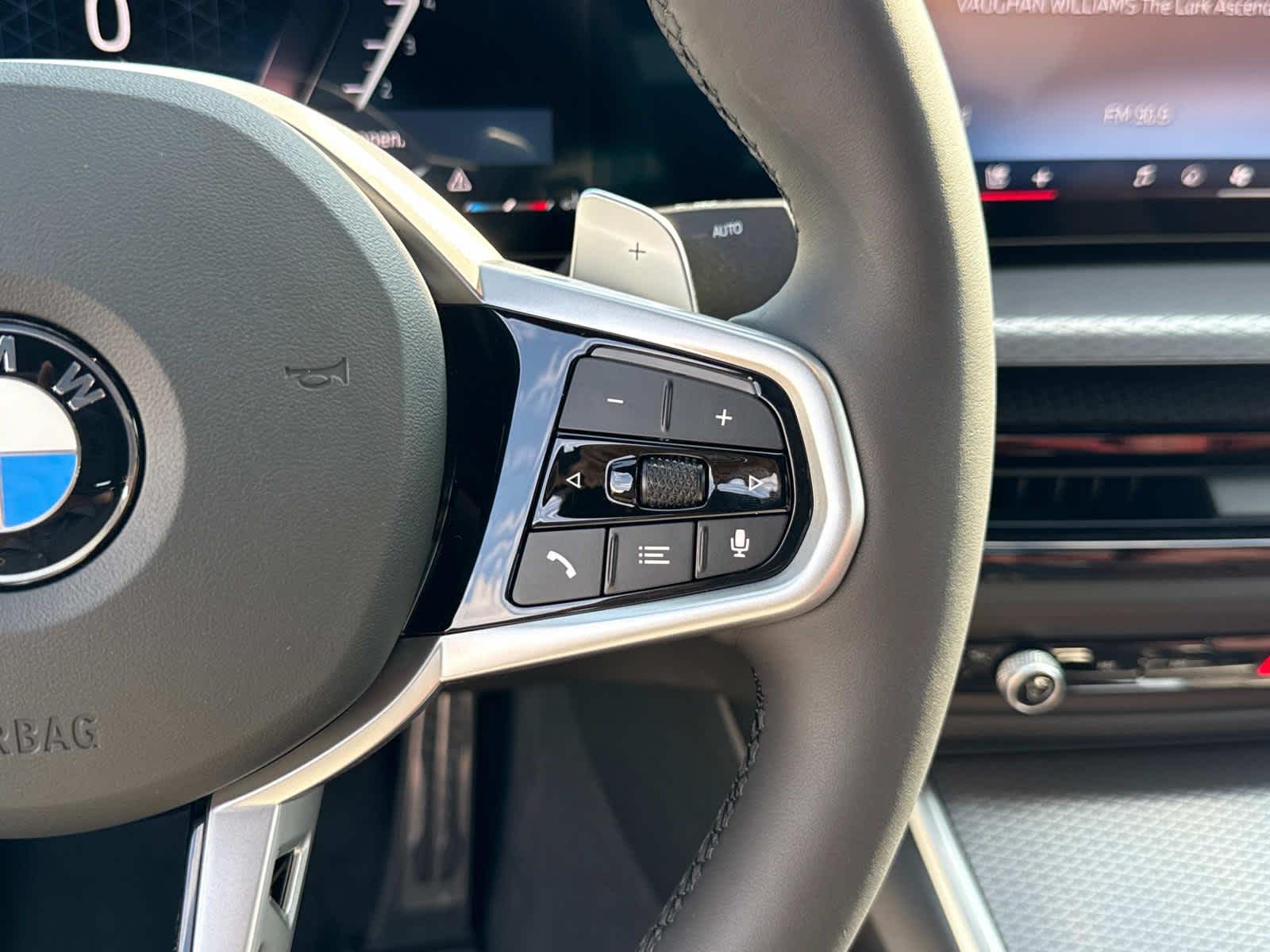 2025 Bmw 330i xDrive photo 22