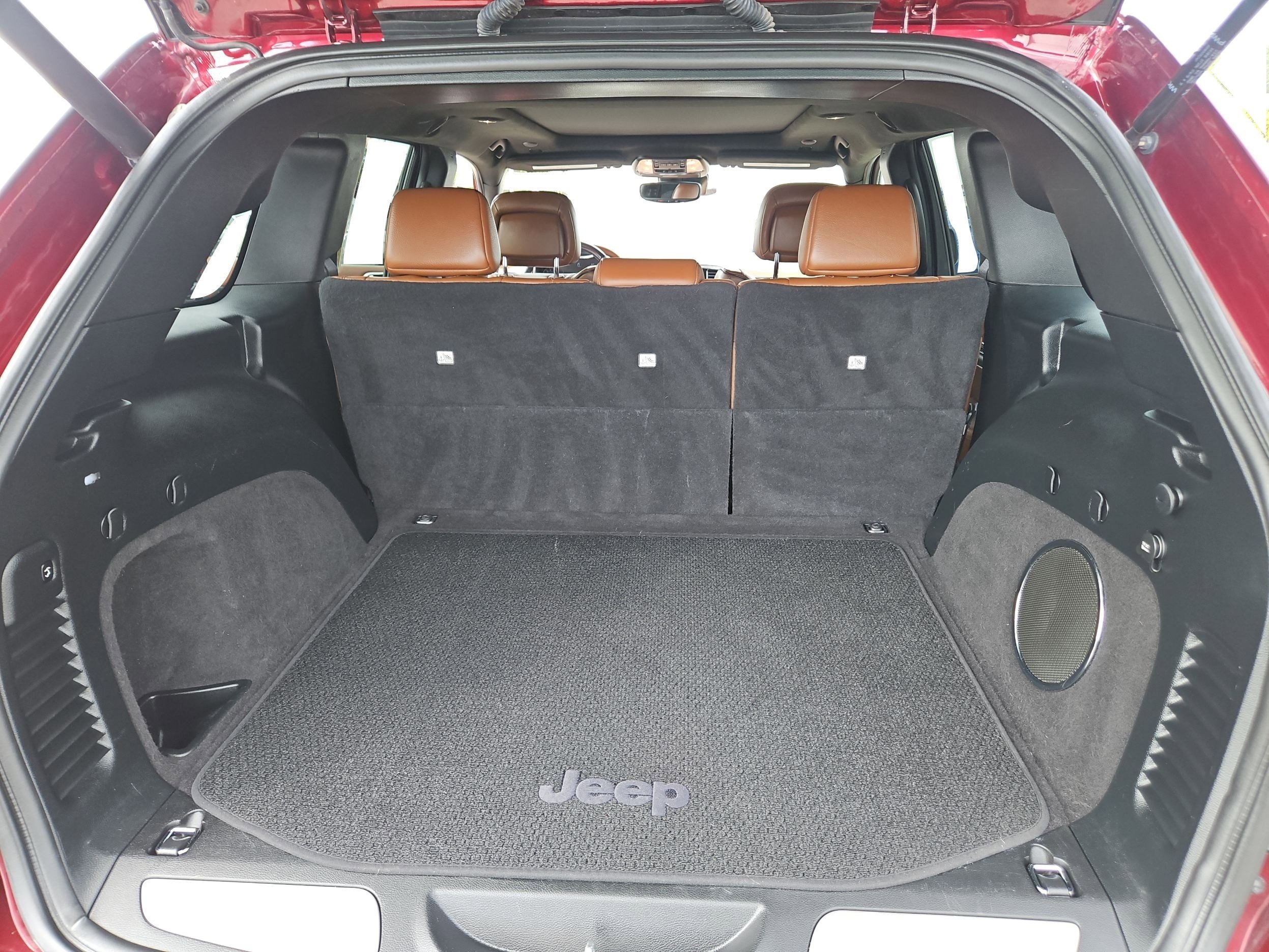 2019 Jeep Grand Cherokee Summit photo 21
