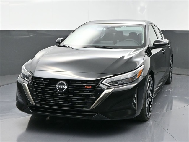 2025 Nissan Sentra SR photo 2
