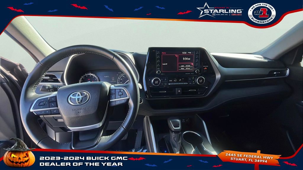 2022 Toyota Highlander XLE photo 11