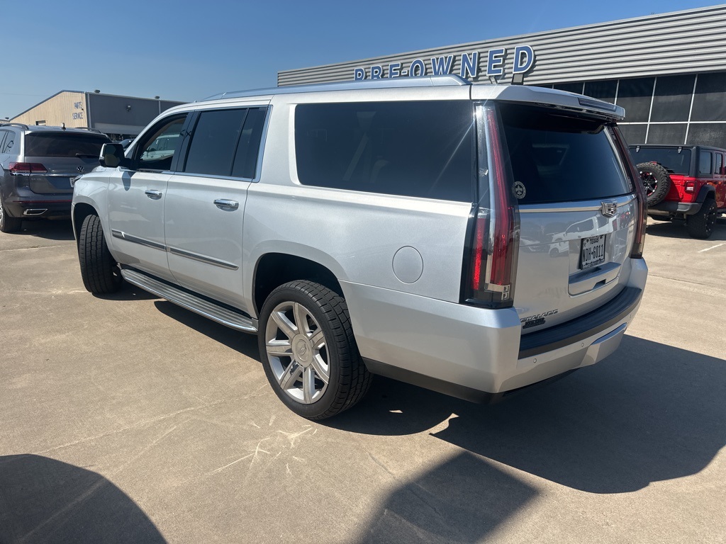2015 Cadillac Escalade ESV Luxury photo 3