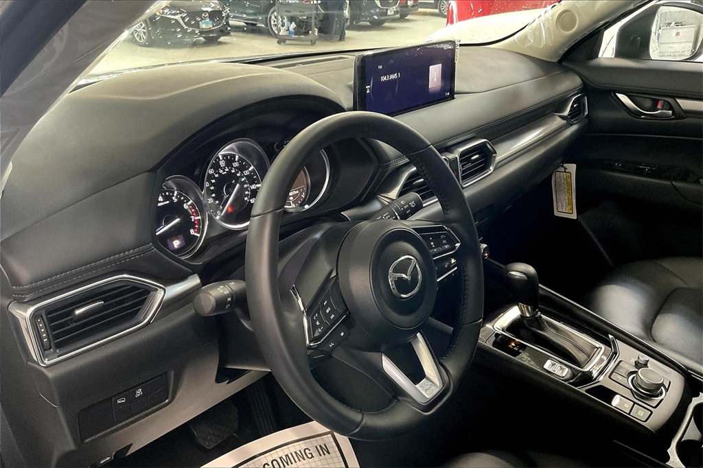 2025 Mazda CX-5 2.5 Select photo 13