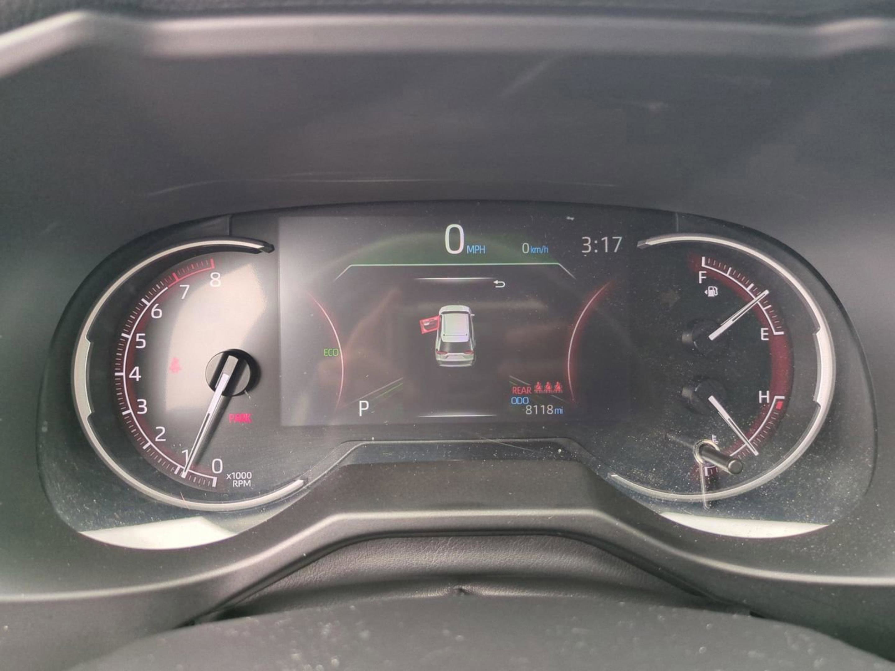 2024 Toyota RAV4 LE photo 25