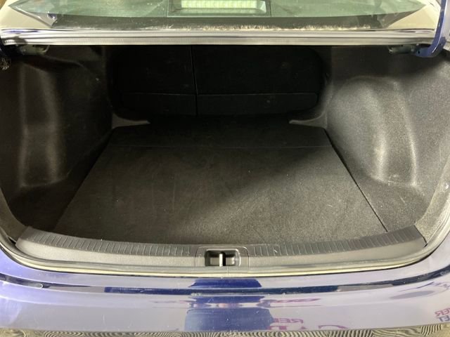 2024 Toyota Corolla LE photo 13