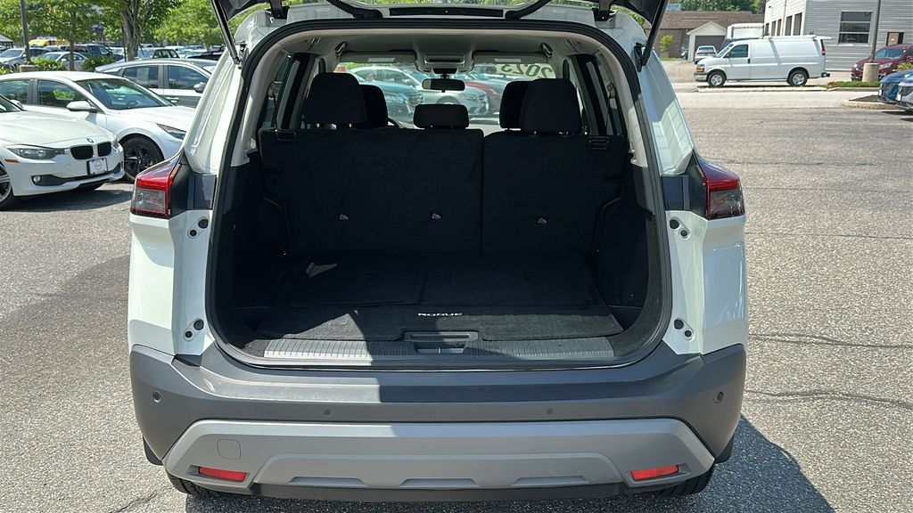 2023 Nissan Rogue S photo 25